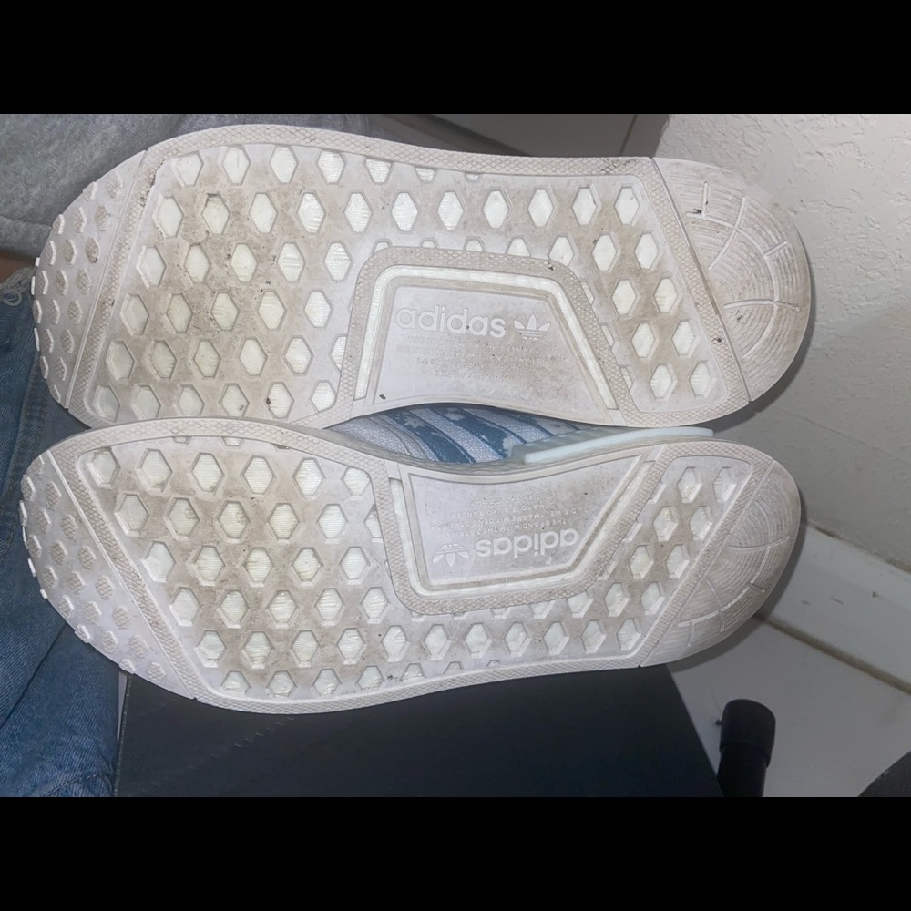 NMD R1 - Picture 3 of 4